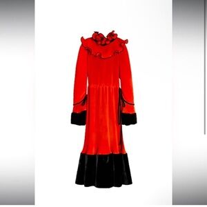 Tory Burch Pleated Ruffle Dress Red
Convertible with removable collar size 8